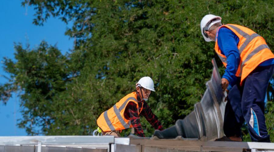 Professional Flat Roofing Installation in Sheridan, TX